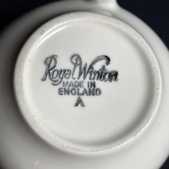 Vintage Royal Winton Sick Children's Cup - Picture 4 of 4